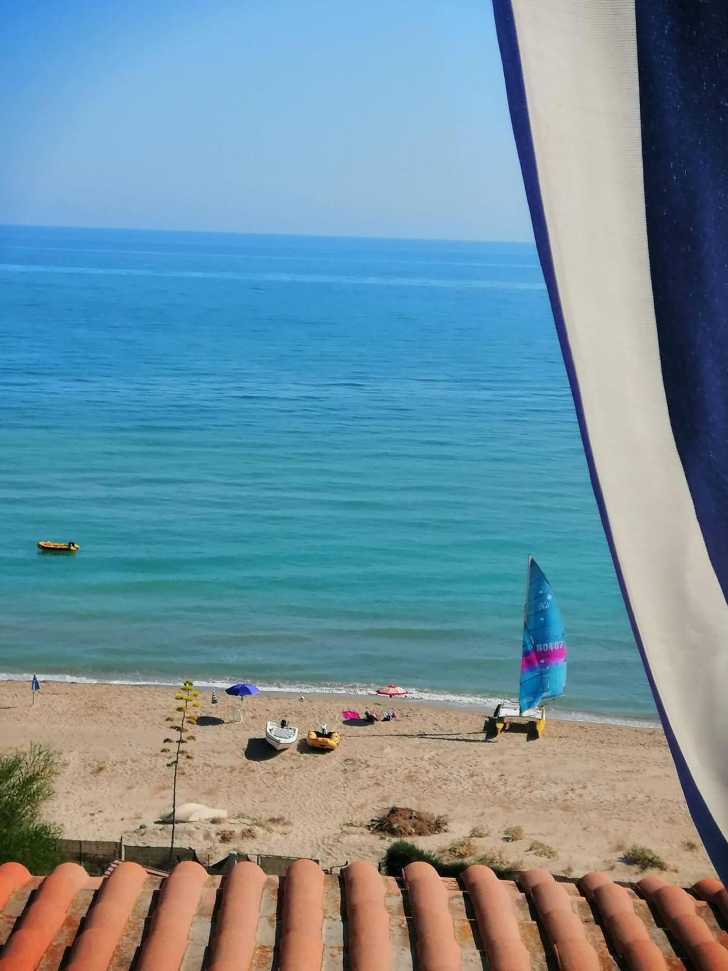 Natura E Relax Sul Mare Гела Экстерьер фото
